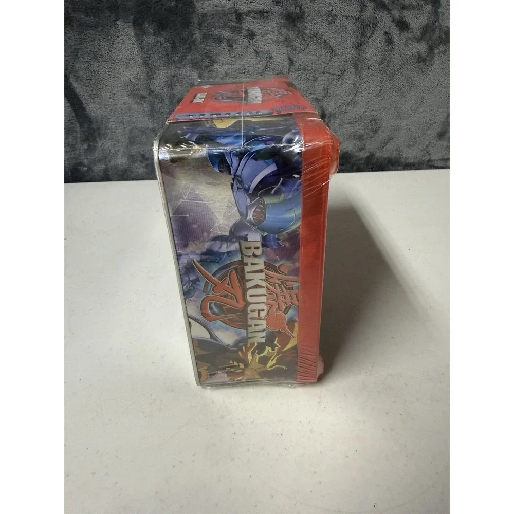 Bakugan Baku-tin with Special Attack Mantid, Customizable, Spinning Action